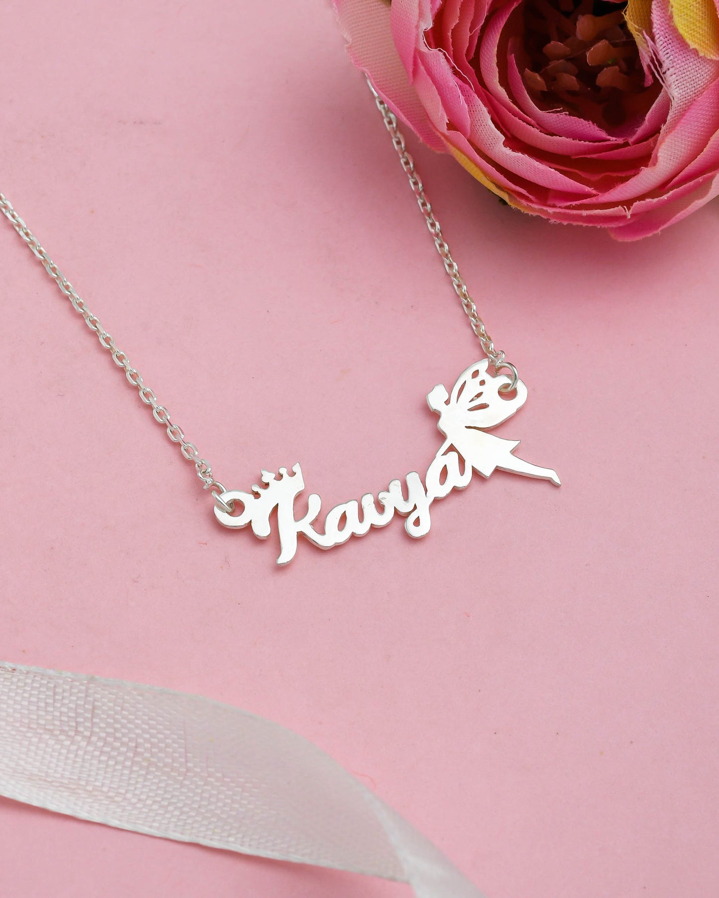 PERSONALISED NAME PENDANT 4